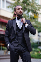 Black Wide Collar Tuxedo